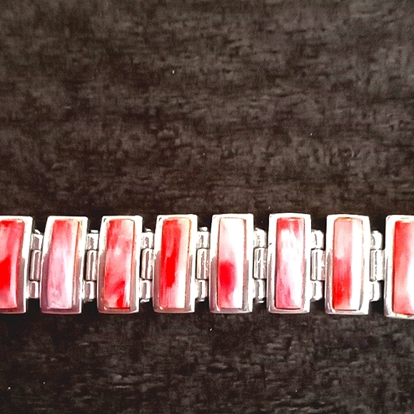 Jewelry - VINTAGE ARTIST MADE SPINNEY OYSTER BRACELET